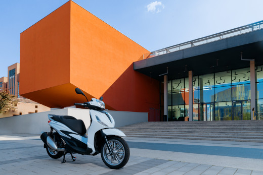 1756547 (a): :2500x1667